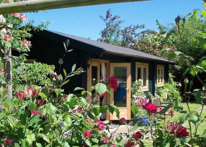 Pet Friendly - Hikers Paradise - South Facing