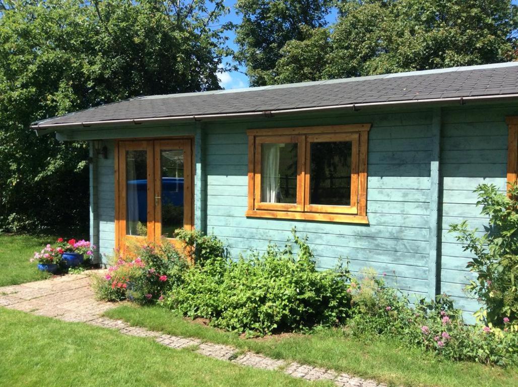 Pet Friendly - Hikers Paradise - South Facing Holiday home *